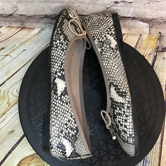 Trary For Life Tan Snake Scales Print Bow Tassel Slip On Ballet Flats Size 5 - Picture 5 of 9